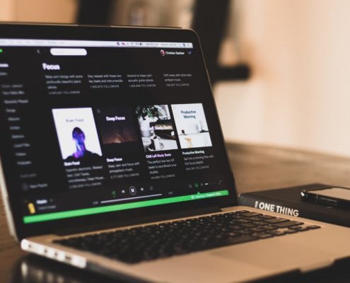 : spotify video podcast