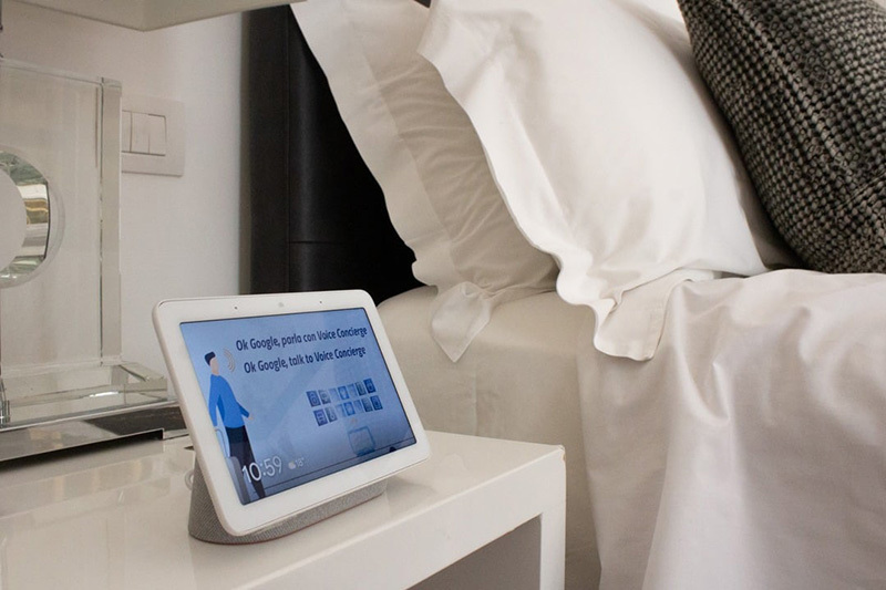 smart speaker per gli alberghi